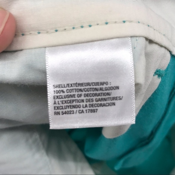 Old Navy Womens Seahorse Pattern Teal Shorts Size 2 - Picture 4 of 8